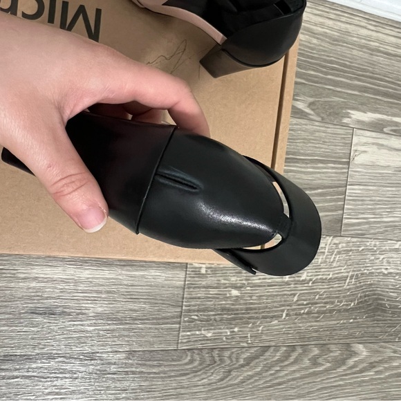 Two tone Chloe heel with ankle strap (sz 37) - Picture 8 of 11